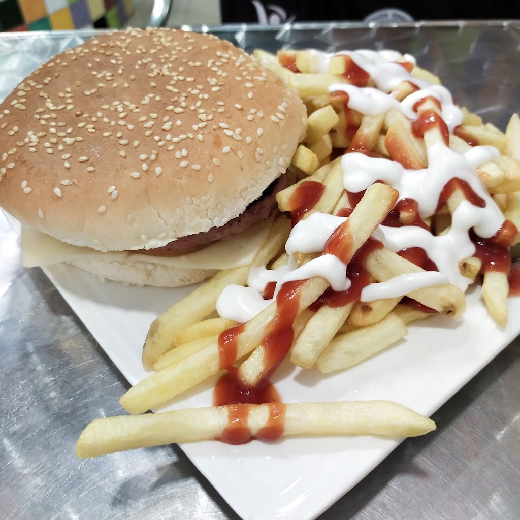 Bar De Mario — Comida y bebida