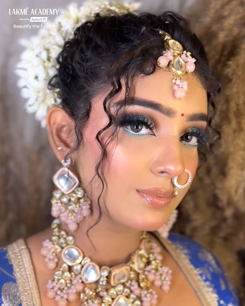 Lakme Academy Faridabad Powered By Aptech Makeup Hair Nail Beauty Courses