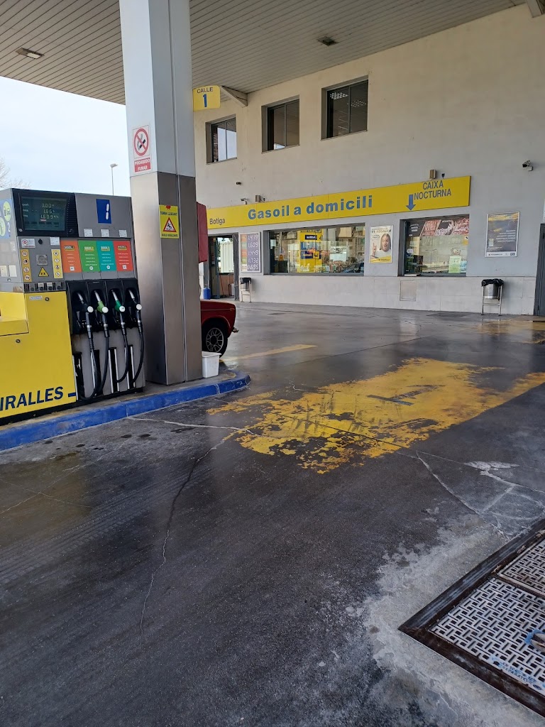 ES Petromiralles Sant Vicenc dels Horts — Estacion de servicio