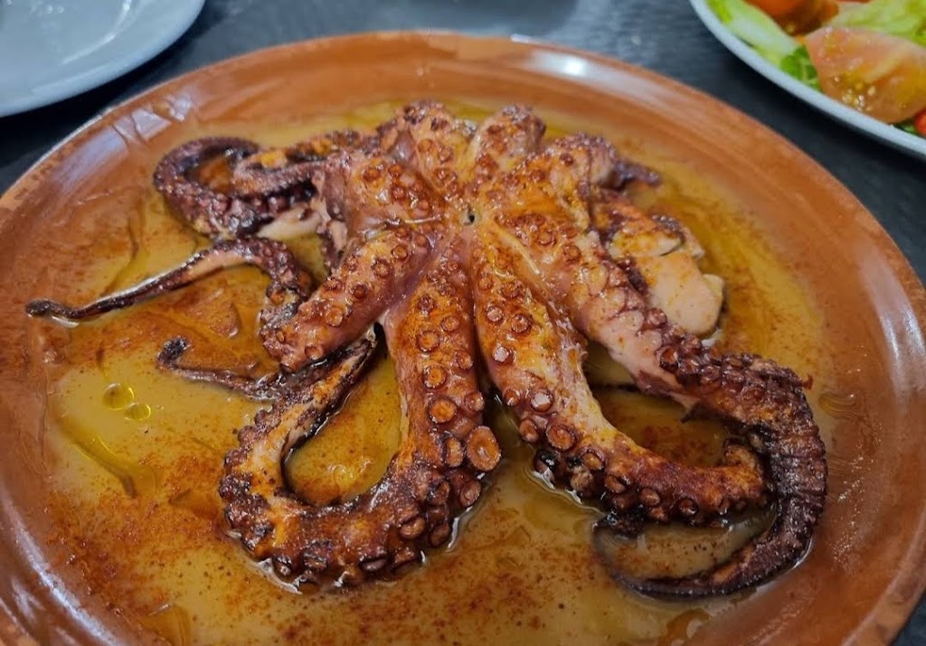 Meson Narciso — Comida y bebida