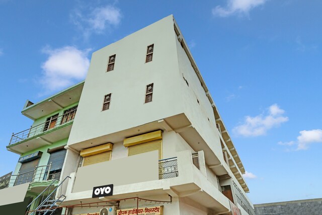 Oyo Flagship Green Guest House