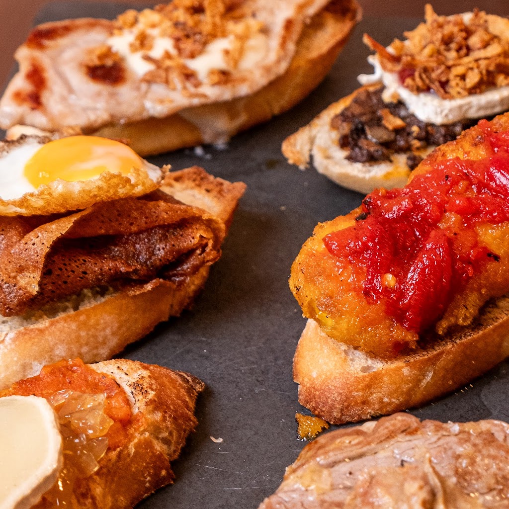 Txopin Pintxo Bar | Restaurante de Pintxos