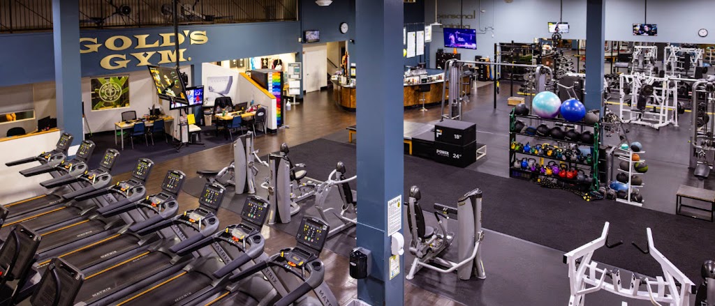  Gold's Gym - Woodbridge