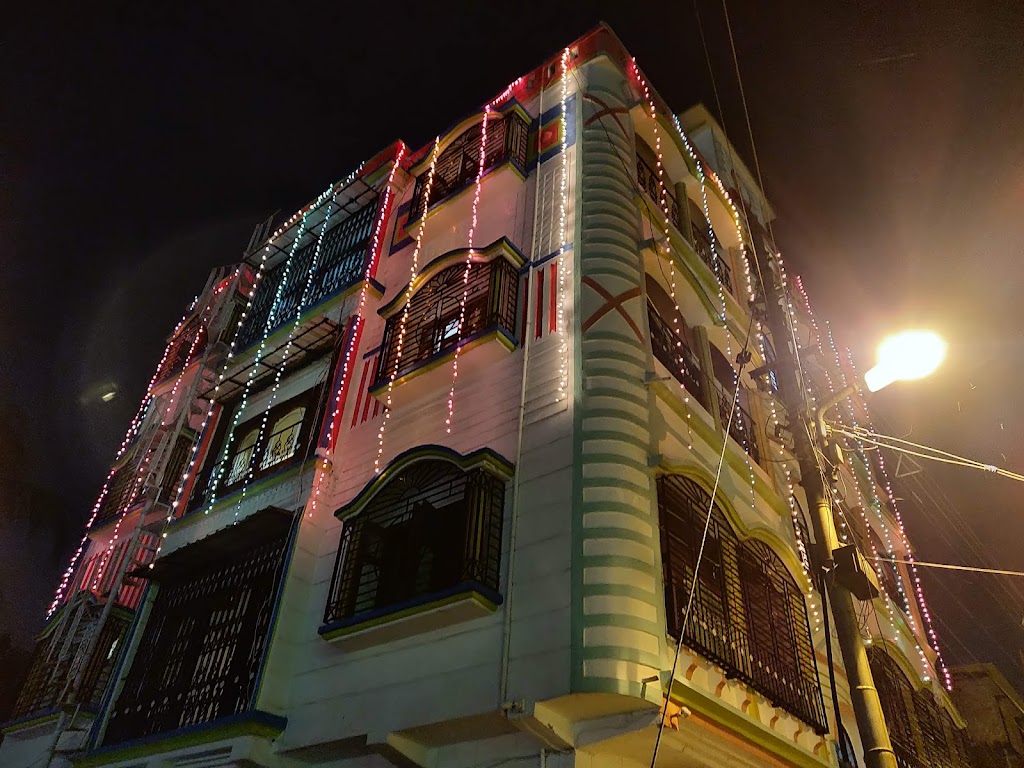 Madhuri House Hotel