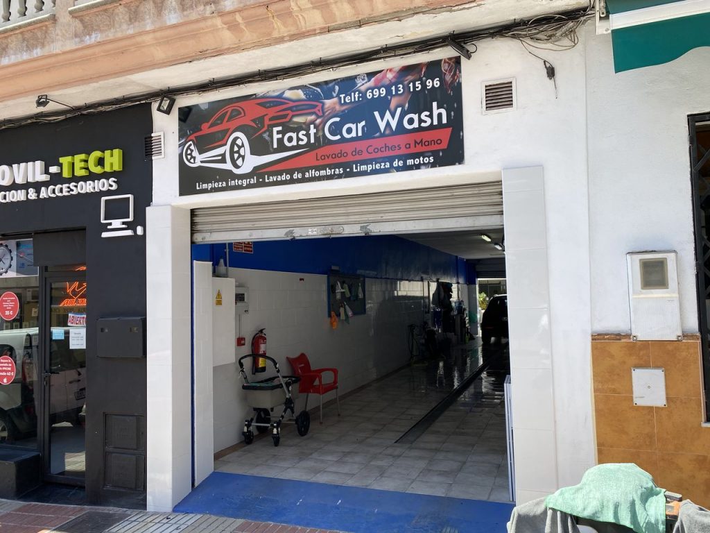 FAST CAR WASH — Exterior
