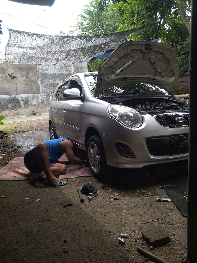 Bengkel Mobil Topan