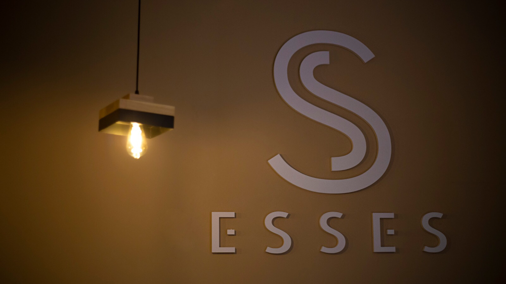 ESSES BEAUTY estilistas