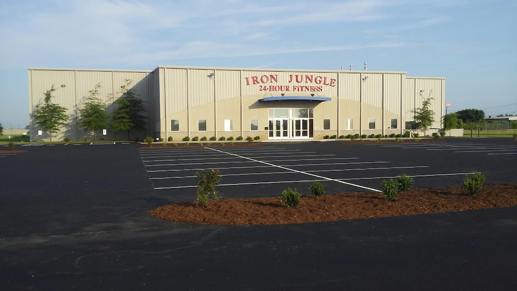  Iron Jungle Family Fitness