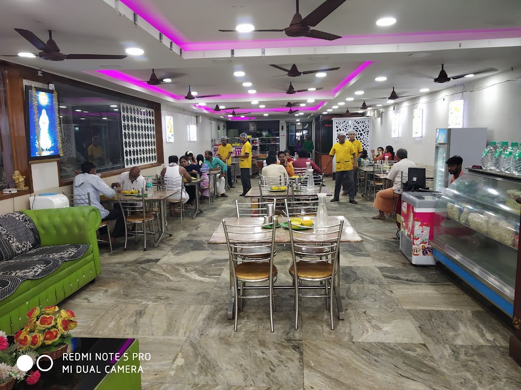 Hotel Mega Sangeetha