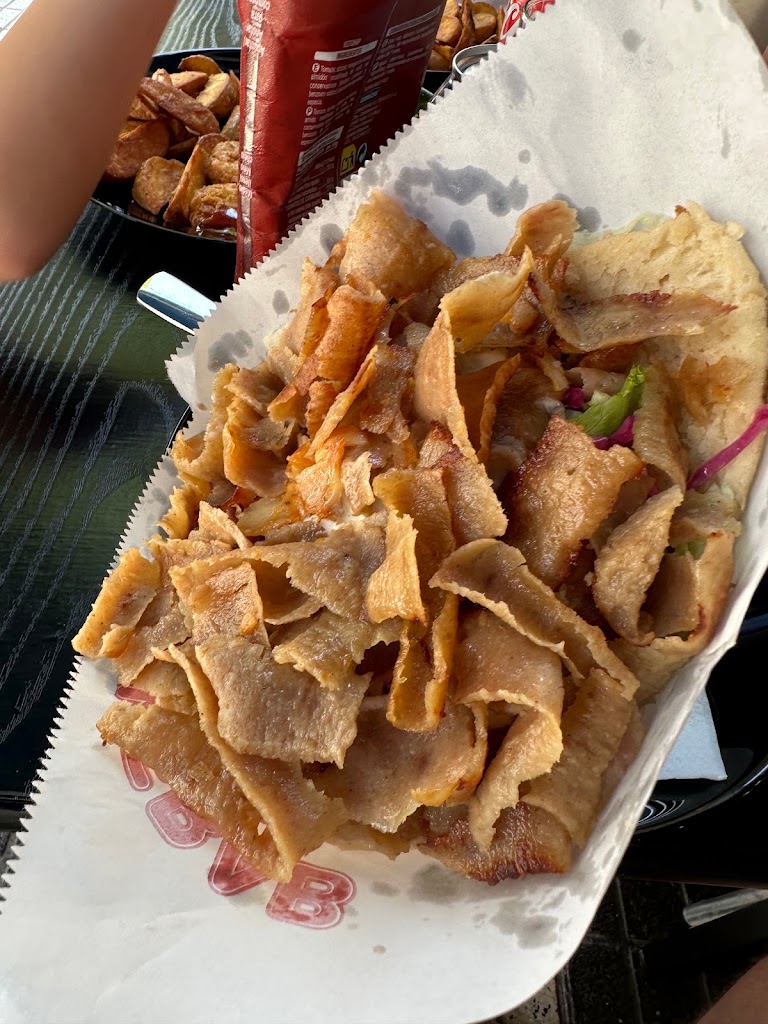 Kebabish Albir kebab — Comida y bebida