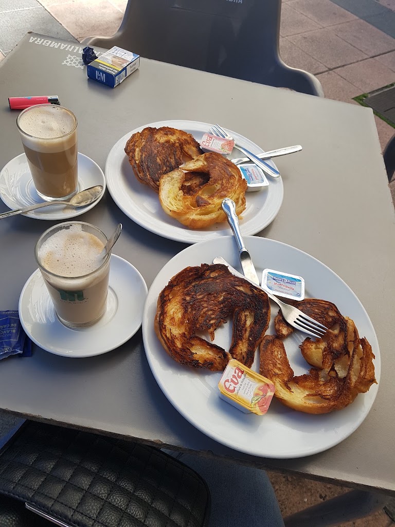 Cafeteria Pepe — Comida y bebida