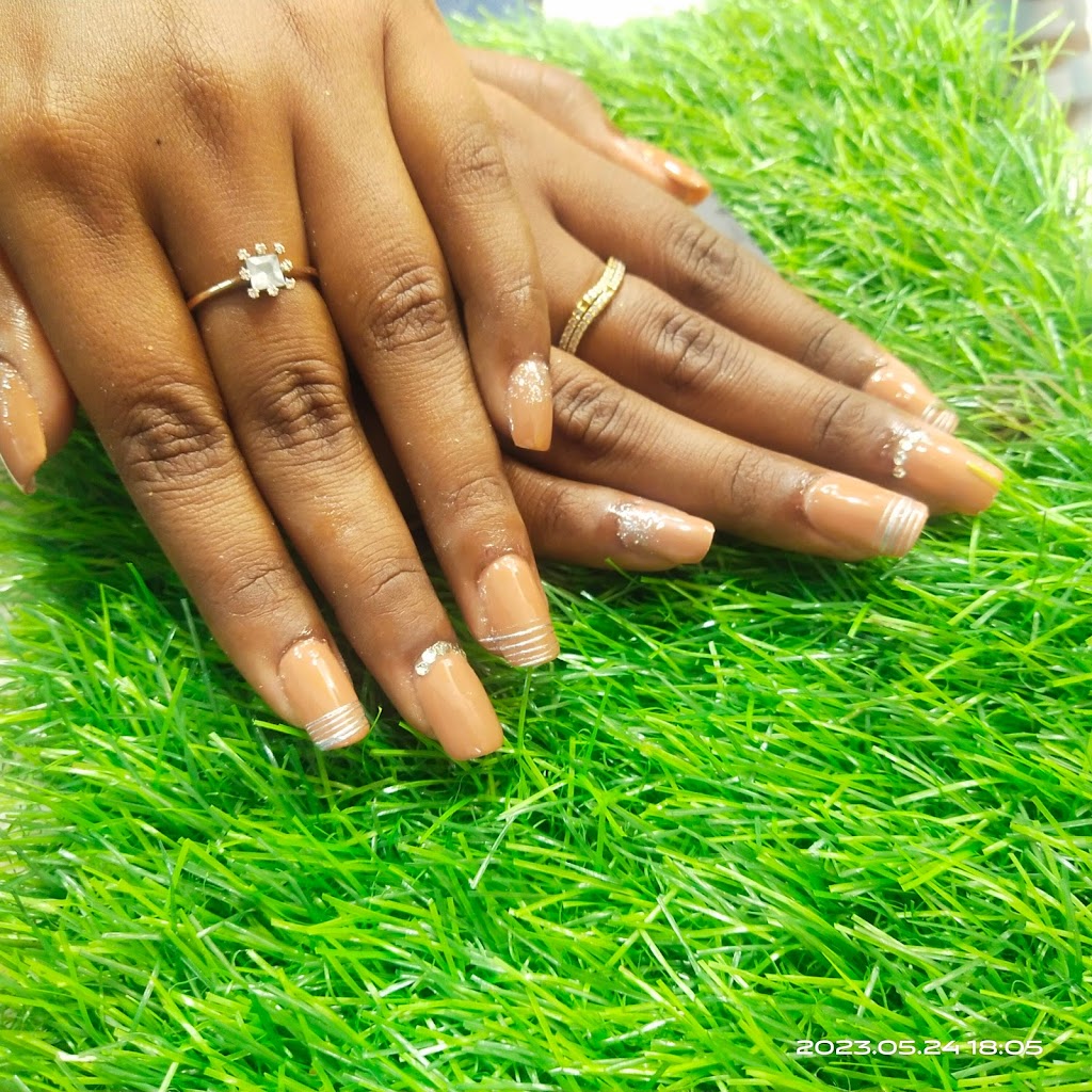 Lata The Makeup Artist