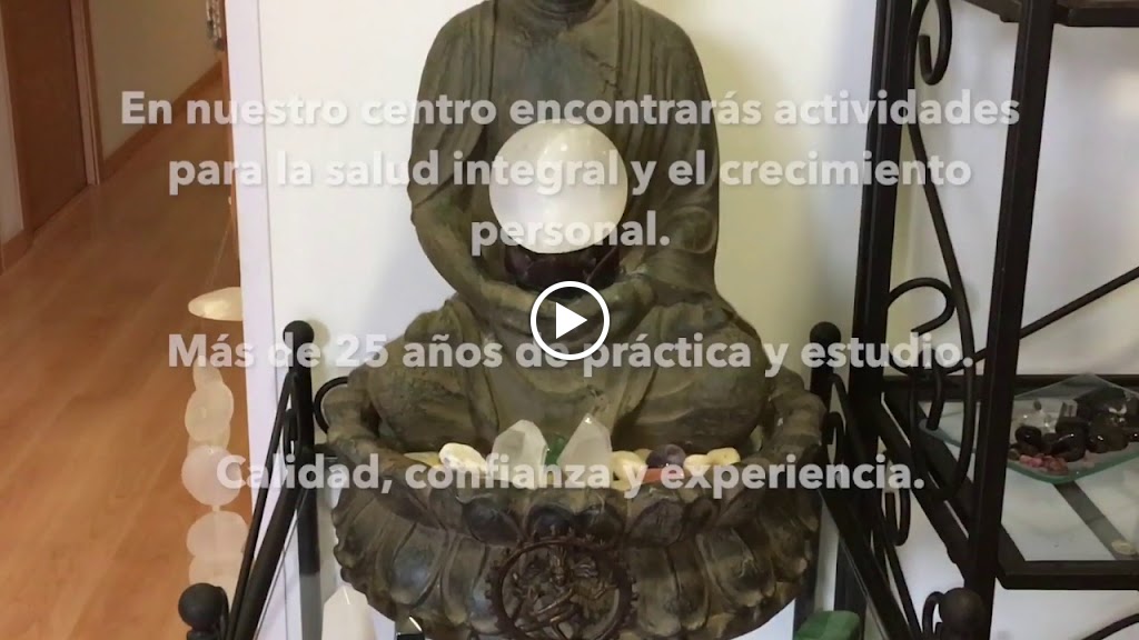 Centro de Yoga y Terapias naturales Lakshmi y Arjuna — Del propietario