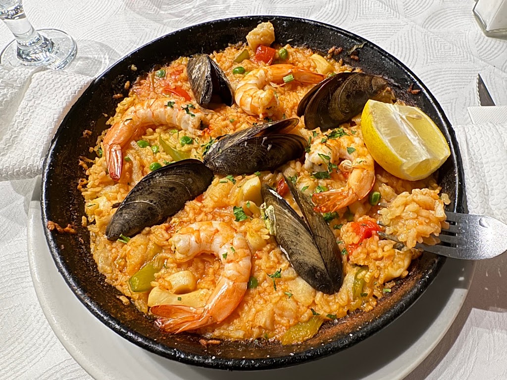 Marfil — Comida y bebida