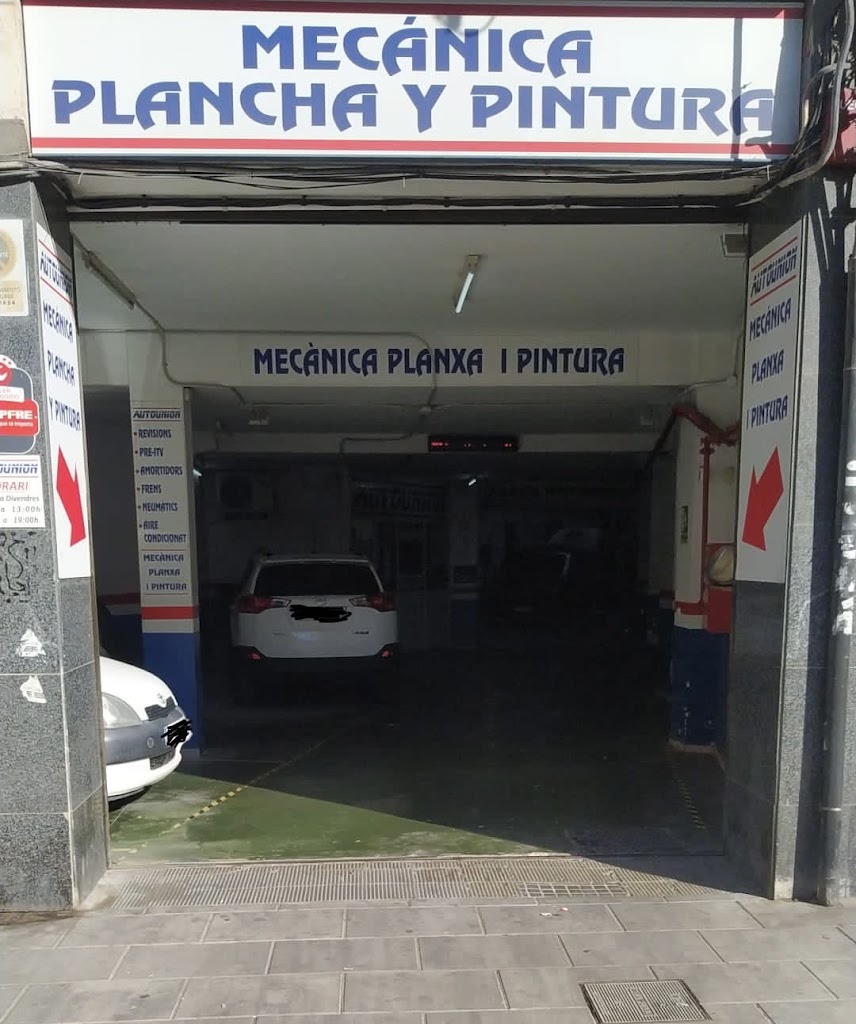 Talleres Autounion — Exterior