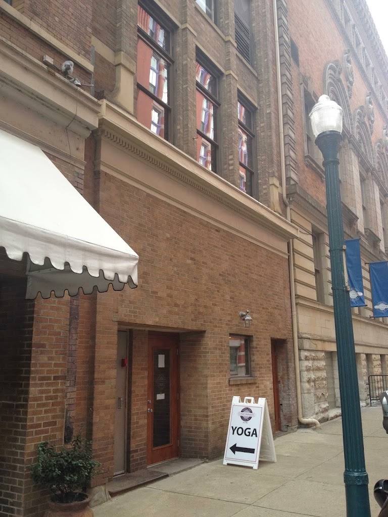  Move Your Hyde Power Yoga