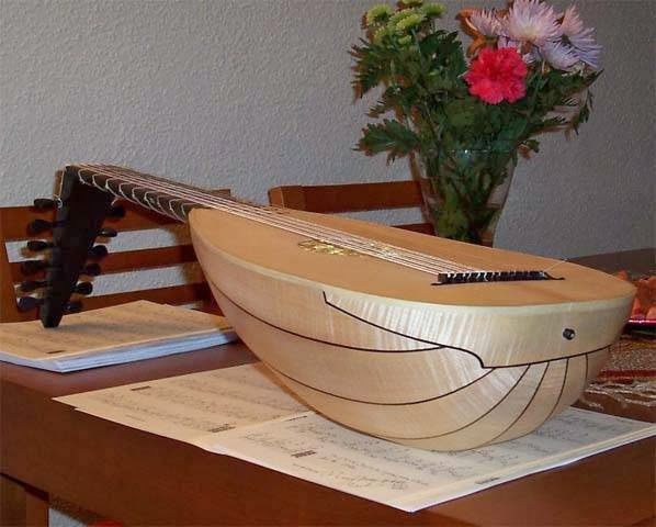 CENTRO MUSICAL CORCHEA — Del propietario