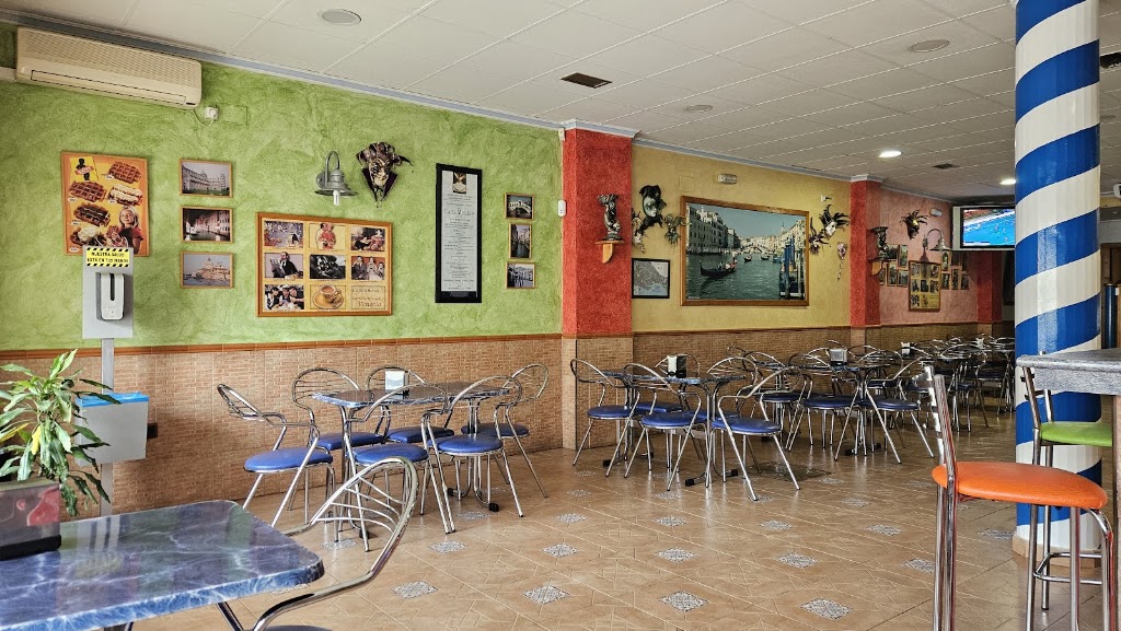 Pizzeria Venecia — Ambiente