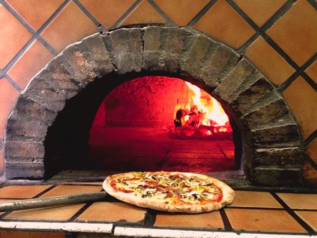 Restaurante pizzeria italiana 222 — Comida y bebida