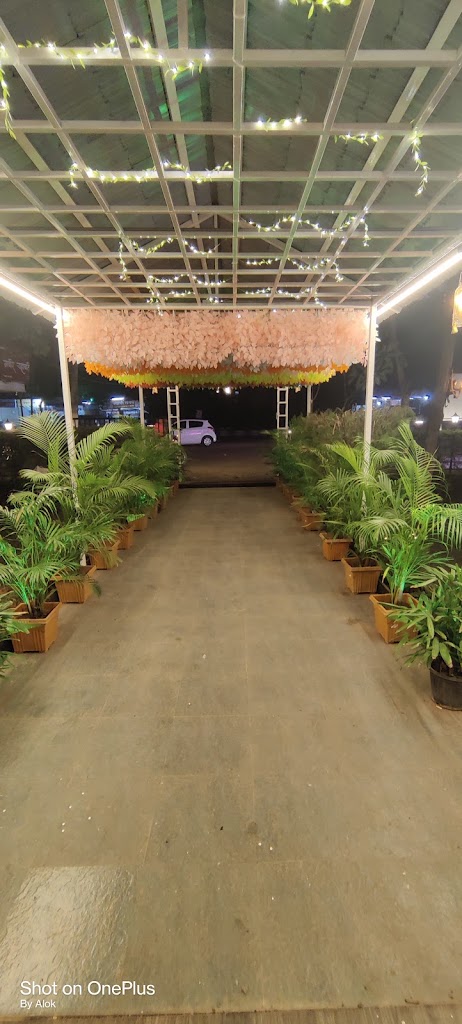 Mayur Family Restaurant And Bar