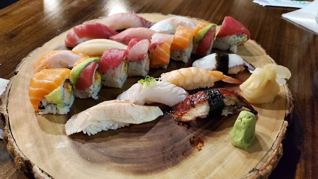 Red Bar Sushi & Best Thai Kitchen