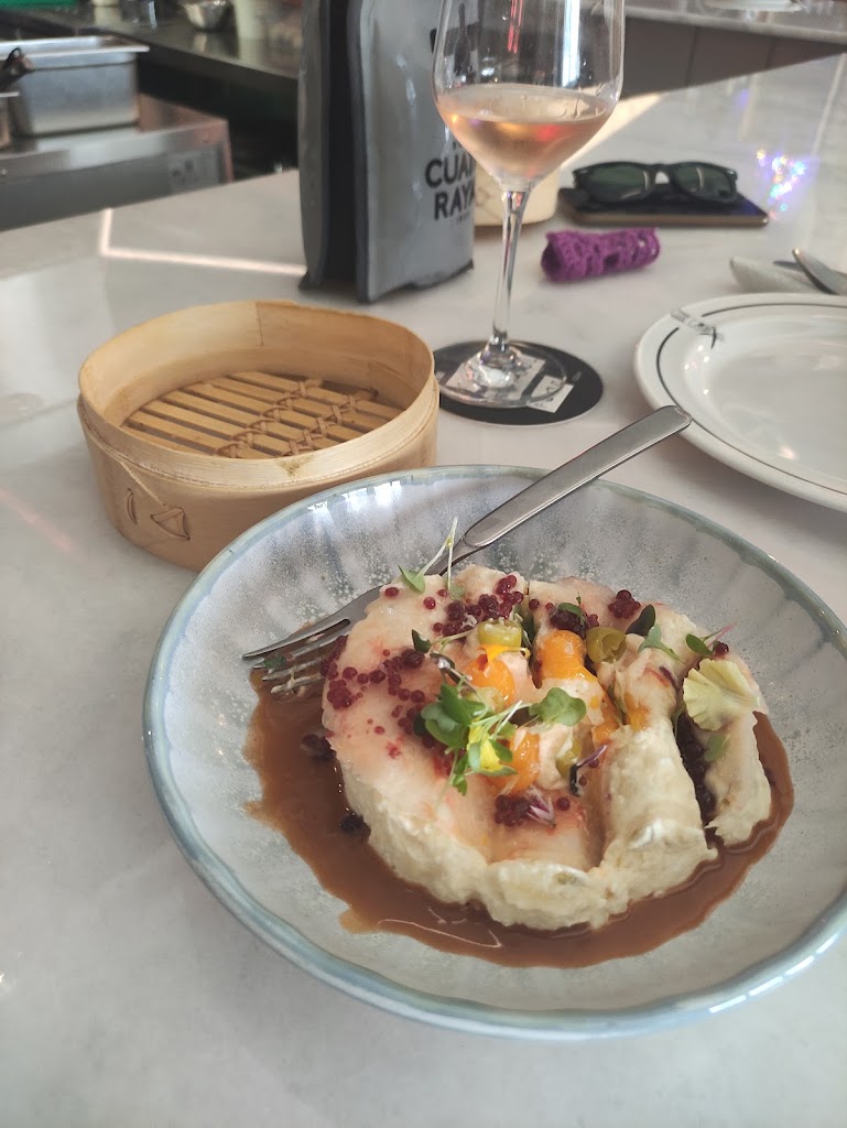 EL BAR Old School Food — Comida y bebida