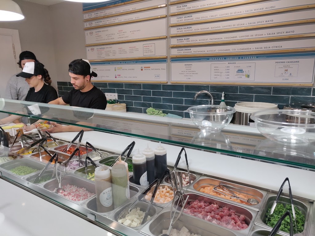 ALOHA Terrassa- Poke, ensaladas & comida saludable — Ambiente