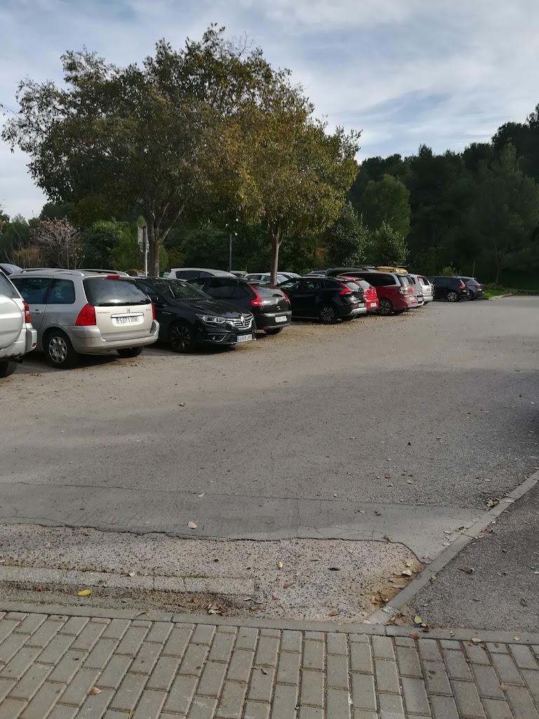 Estacionamiento Parc del Mil-leni — Estacionamiento