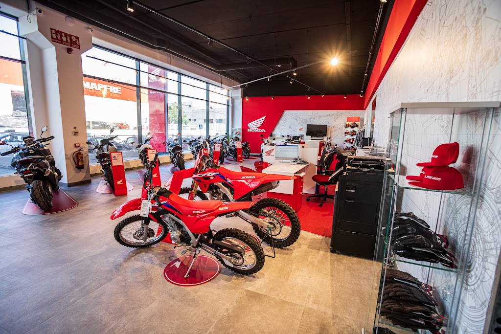HONDA MOTOR SPORT LAS ROZAS — Interior