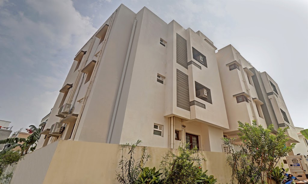 Itsy Hotels Rithika Inn Blossoms