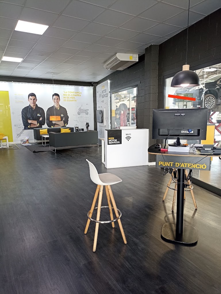 Rodi Motor Services — Interior