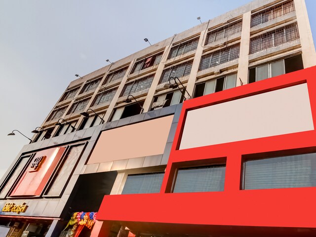 Super Capital O Hotel Divira Inn
