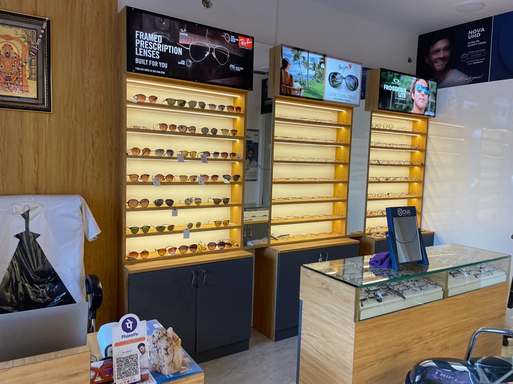 Display case