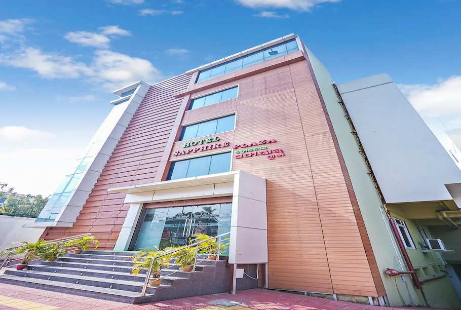 Hotel Sapphire Plaza