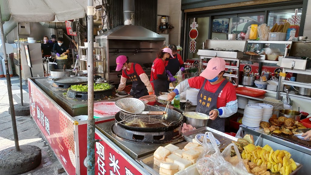 鹿港小吃美食吳益興蚵仔煎-天后宮 的照片