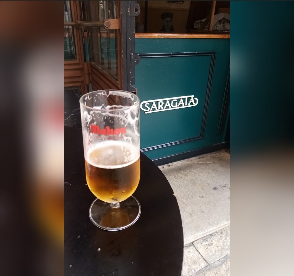 Cerveceria Tapas Saragata — Comida y bebida