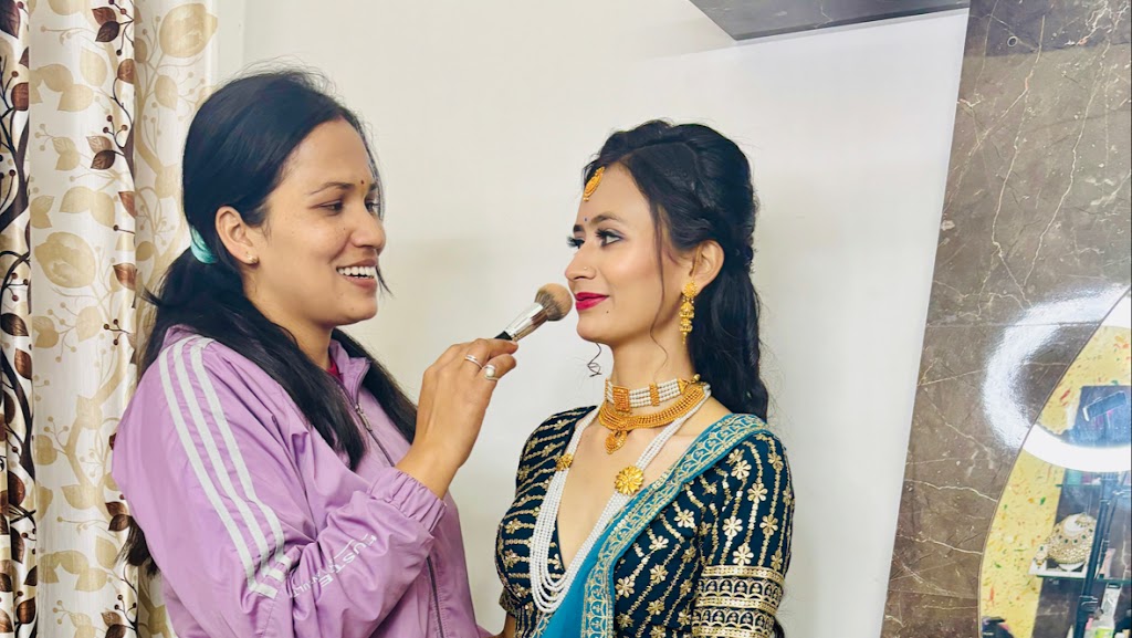 Jaya Makeover And Academy