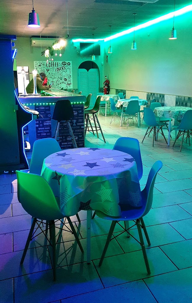 Bar-Pub Escondite — Ambiente