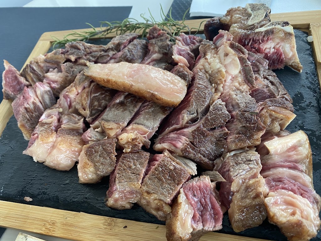 Stilus Restaurant — Comida y bebida