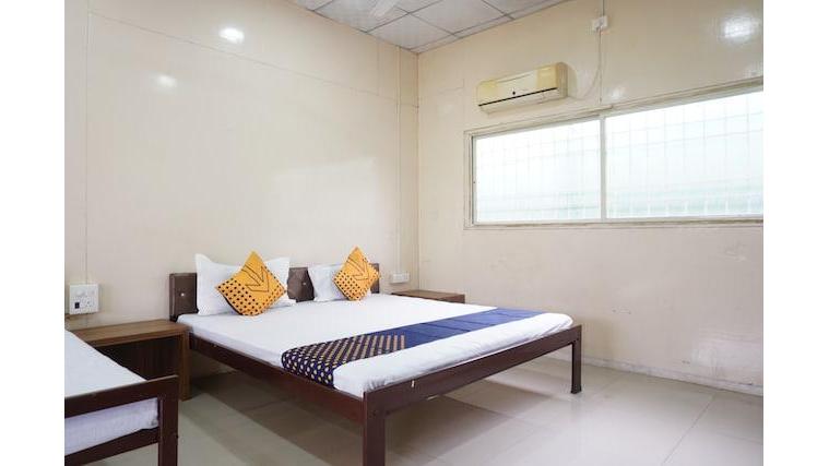 Spot On 63286 Hirakani Resort