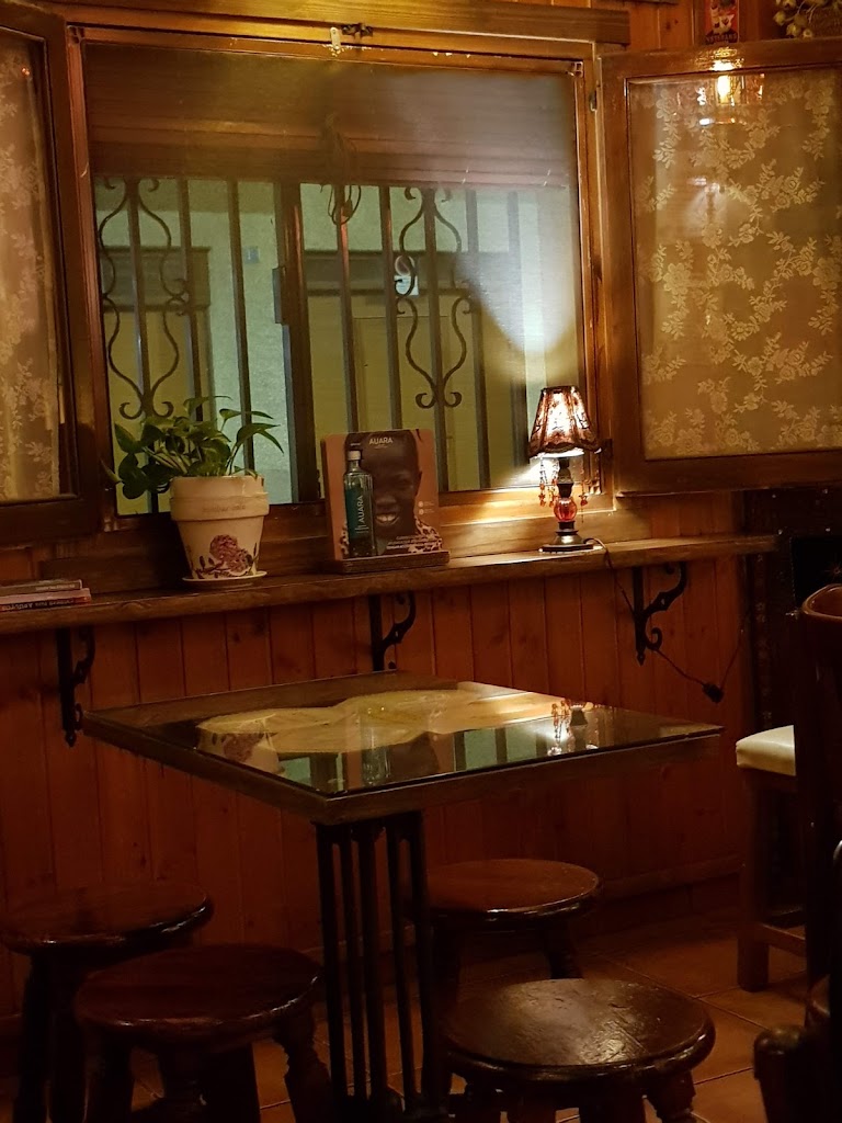 Cafeteria Lobo Jack — Ambiente