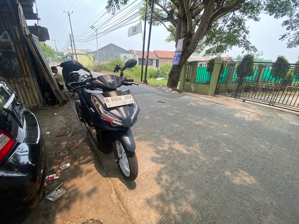 Bengkel aril