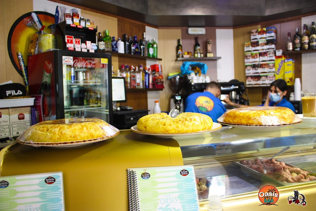 Bar Oasis — Comida y bebida