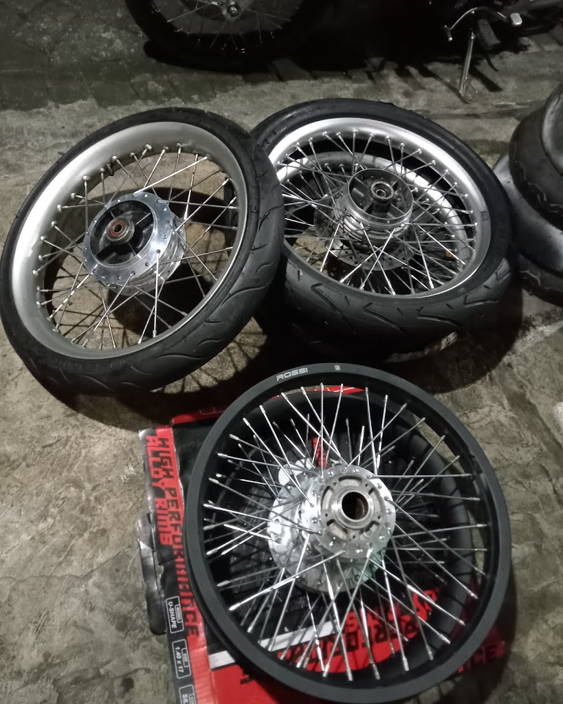 Stel velg (bakul sr)