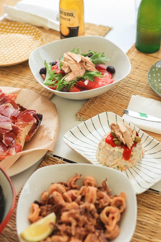 La Cometa Beach House — Comida y bebida