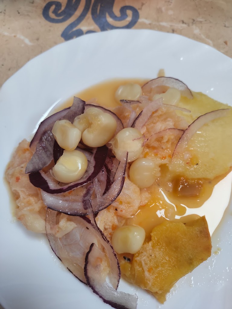 Bar Cafeteria Virginia — Comida y bebida
