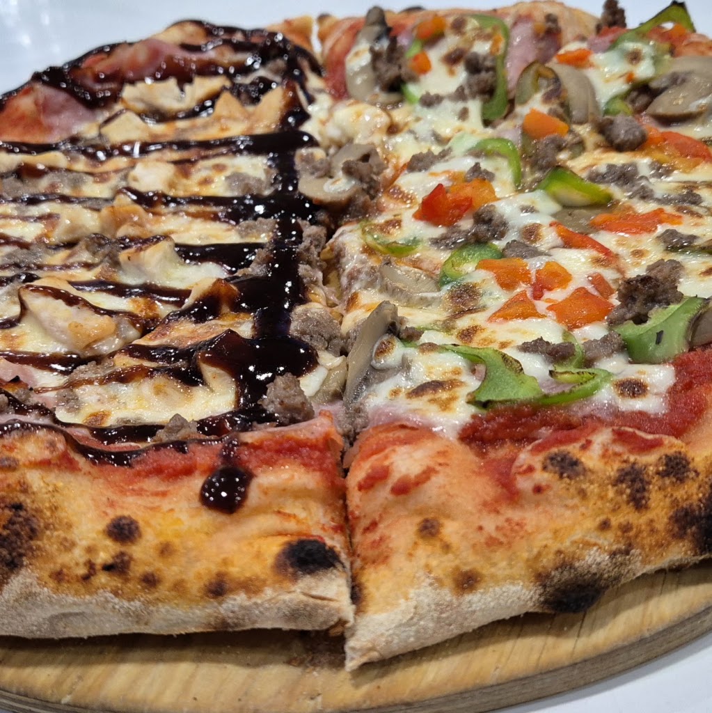 Darilo's Pizza Valdemoro — Comida y bebida