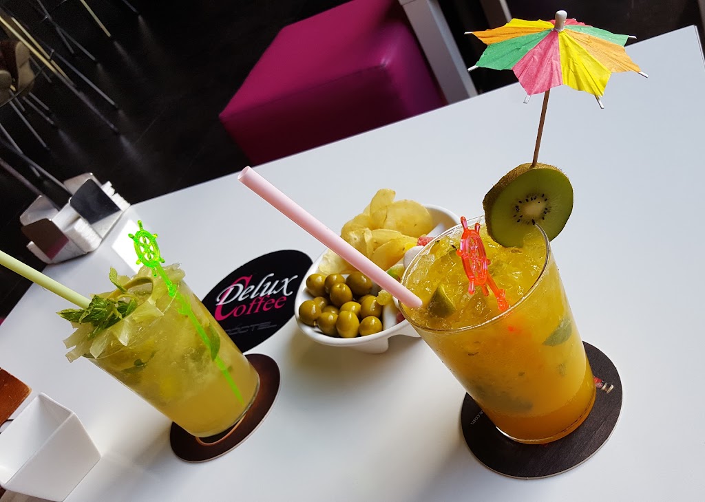 Deluxcoffee Gin Coctel — Comida y bebida