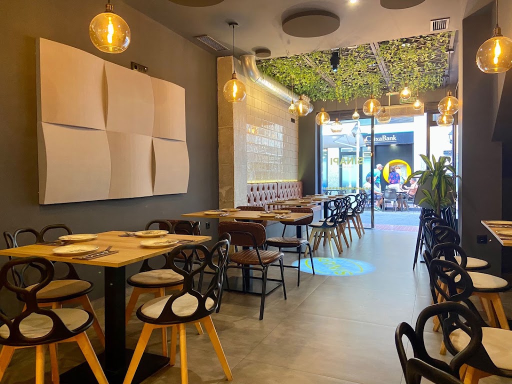 Sinapi Restaurante | Santa Pola — Ambiente