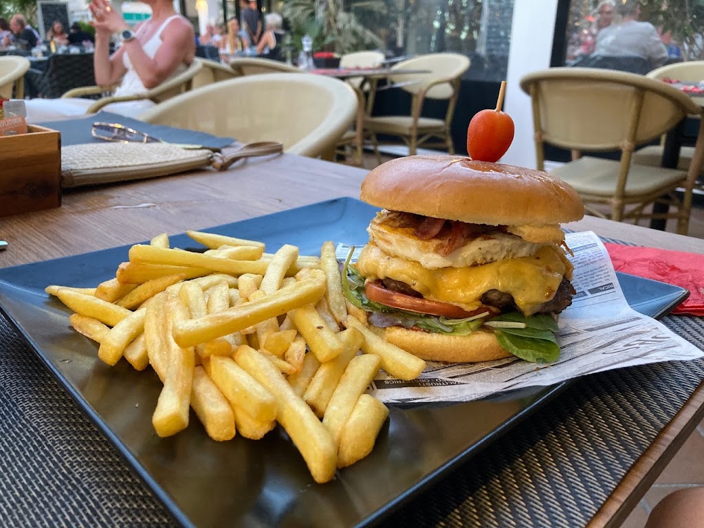 Bleecker santa ponca — Comida y bebida